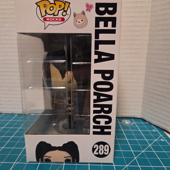 Funko POP Rocks Bella Poarch 289 Vinyl Figure - Picture 2 of 6